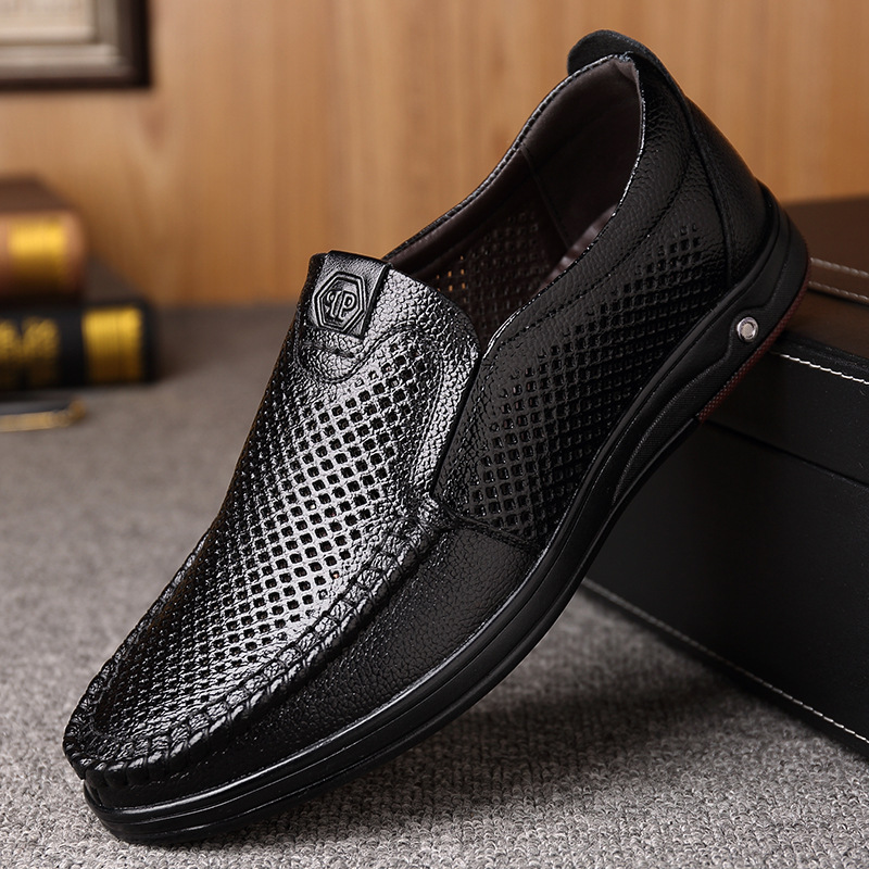 Cross-Border Men's shoes large size genuine leather 45 breathable hollow 46 dad shoes middle-aged and elderly shoes business casual non-slip Bean shoes Cross-Border Men's shoes large size genuine leather 45 breathable hollow 46 dad shoes middle-aged and elderly shoes business casual non-slip Bean shoes