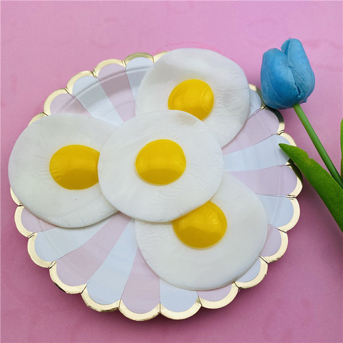 Cross-border hot selling novelty trick omelette simulation poached egg pinch fun funny toys creative eggs wholesale