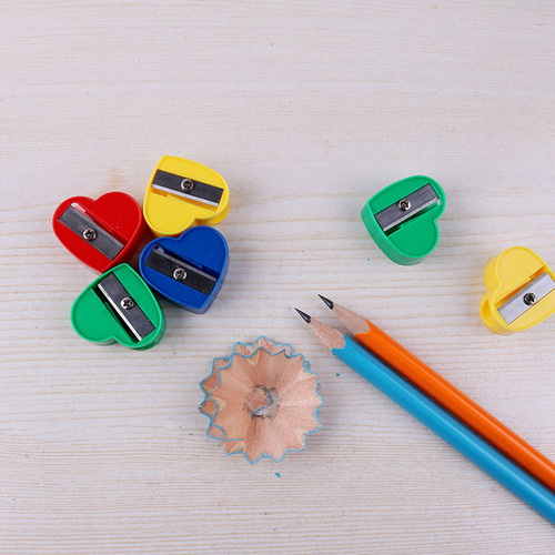 Love single hole pencil sharpener shape cartoon mini pencil sharpener primary school student pencil sharpener stationery supplies manufacturer direct sale