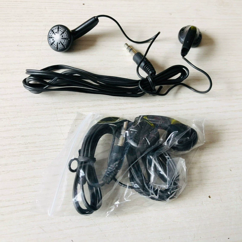 Оптовая продажа от производителя: проводные наушники-вкладыши в старинном стиле, 2,5 м, подарочные, экспортные, с плоским разъемом, черные, в упаковке OPP