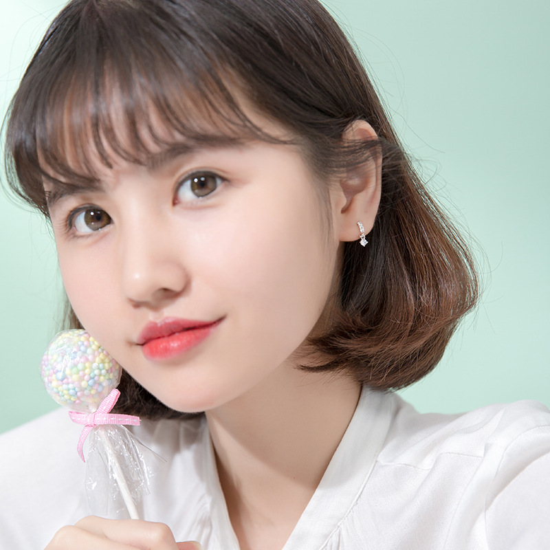 Eloch s925 plata coreana simple y compacta micro perilla de diamante para mujeres dulces pequeños lóbulos de orejas temperamento aretes G0733