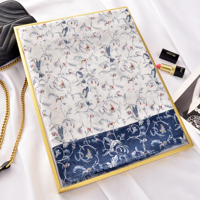 Nuevo estilo japonés artístico llano blanco azul Vid pájaro impreso bufanda de seda primavera y verano moda fresca bufanda larga bufanda