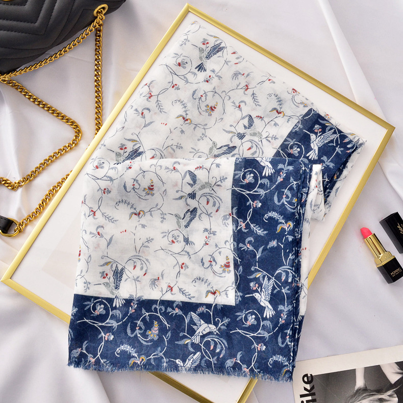 Nuevo estilo japonés artístico llano blanco azul Vid pájaro impreso bufanda de seda primavera y verano moda fresca bufanda larga bufanda