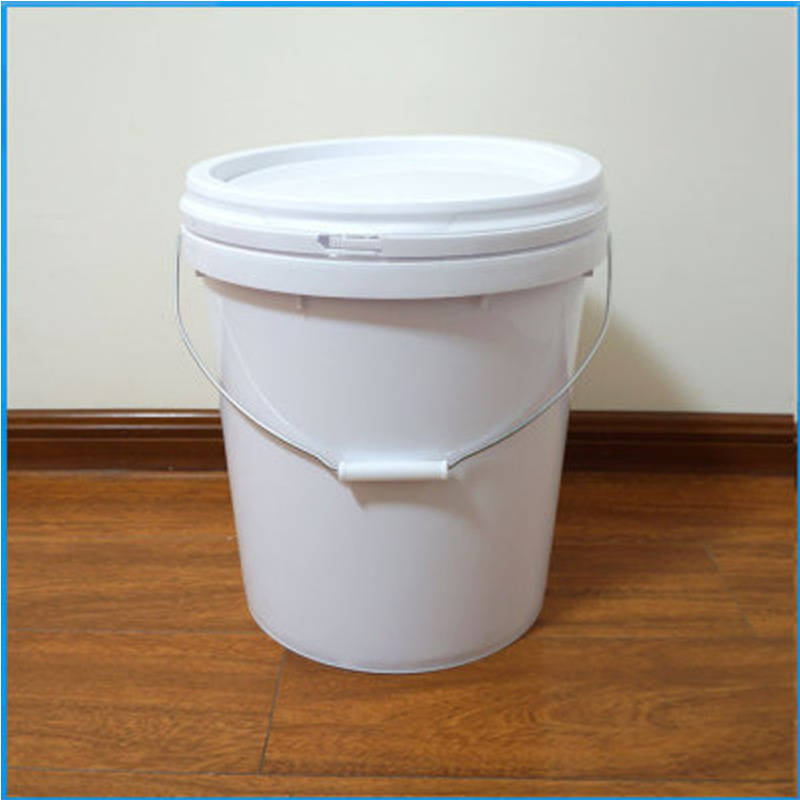 Cubo de plástico grueso Cubo de plástico blanco con tapa nuevo material de recubrimiento Cubo de pintura química Cubo de almacenamiento de agua al por mayor del hogar