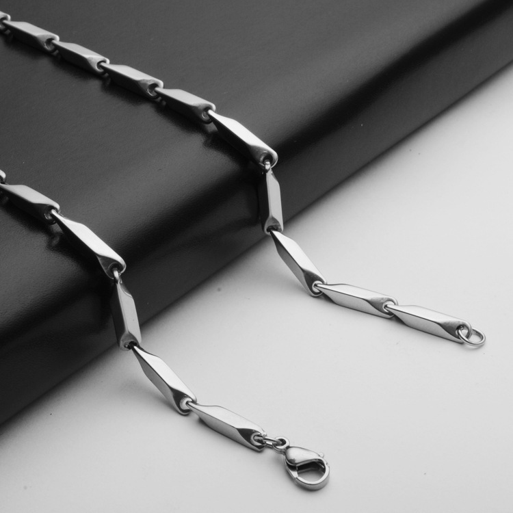 Stainless Steel Necklace Titanium Steel Men's Chain Handmade Diamond Chain Girl's Pendant with Chain Melon Seed Chain Jewelry Accessories
