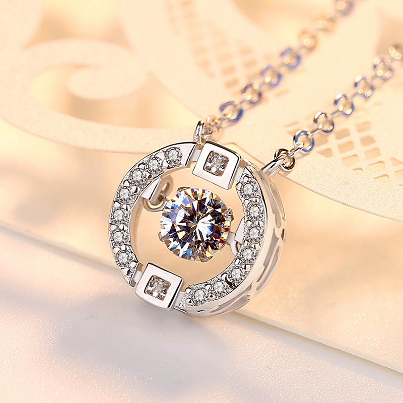 S925 plata esterlina latido inteligente Corea del Sur simple estudiante temperamento creativo latido del corazón colgante corto clavícula Collar para las mujeres