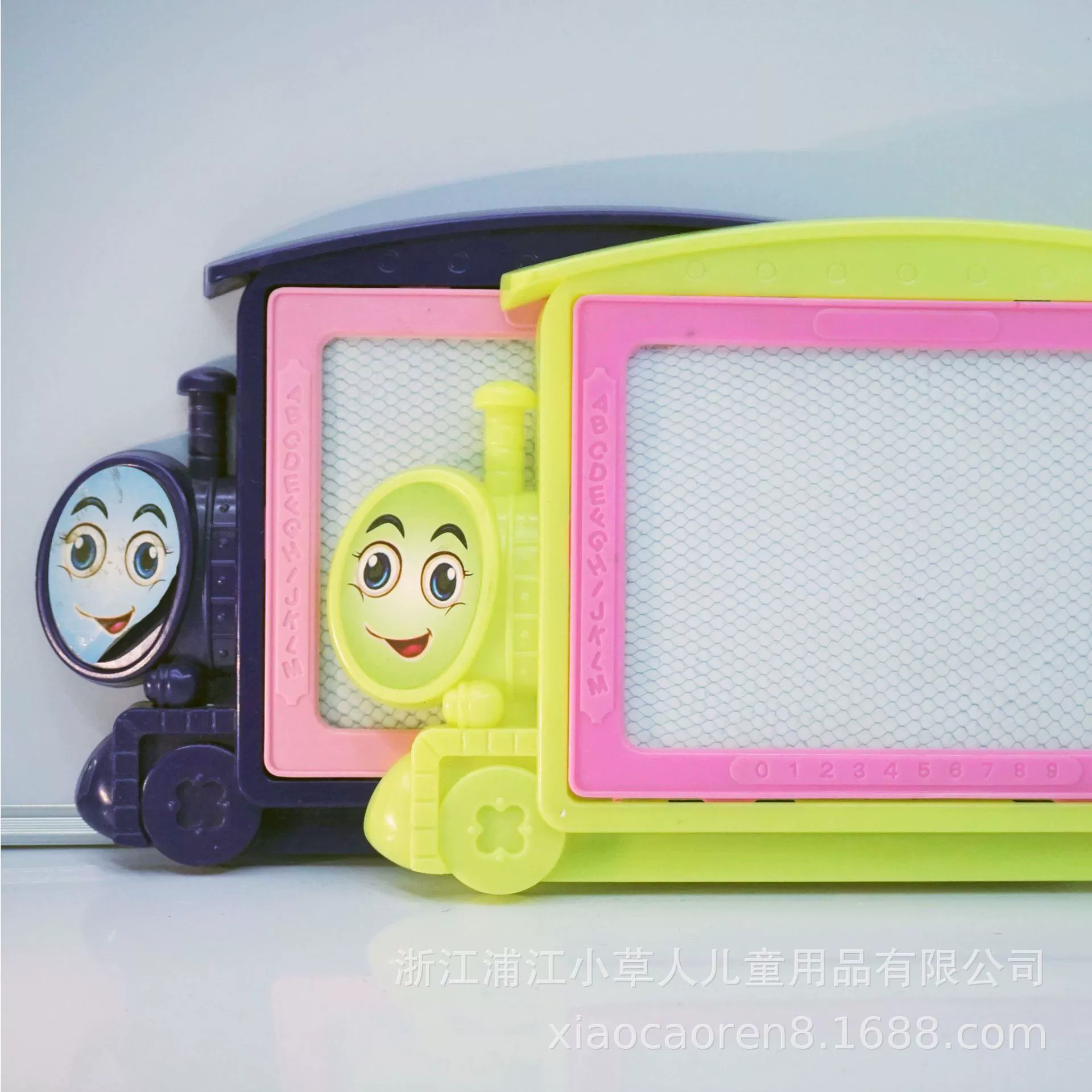 Cartoon train, magnetic erasable drawing board writing, graffiti, handmade