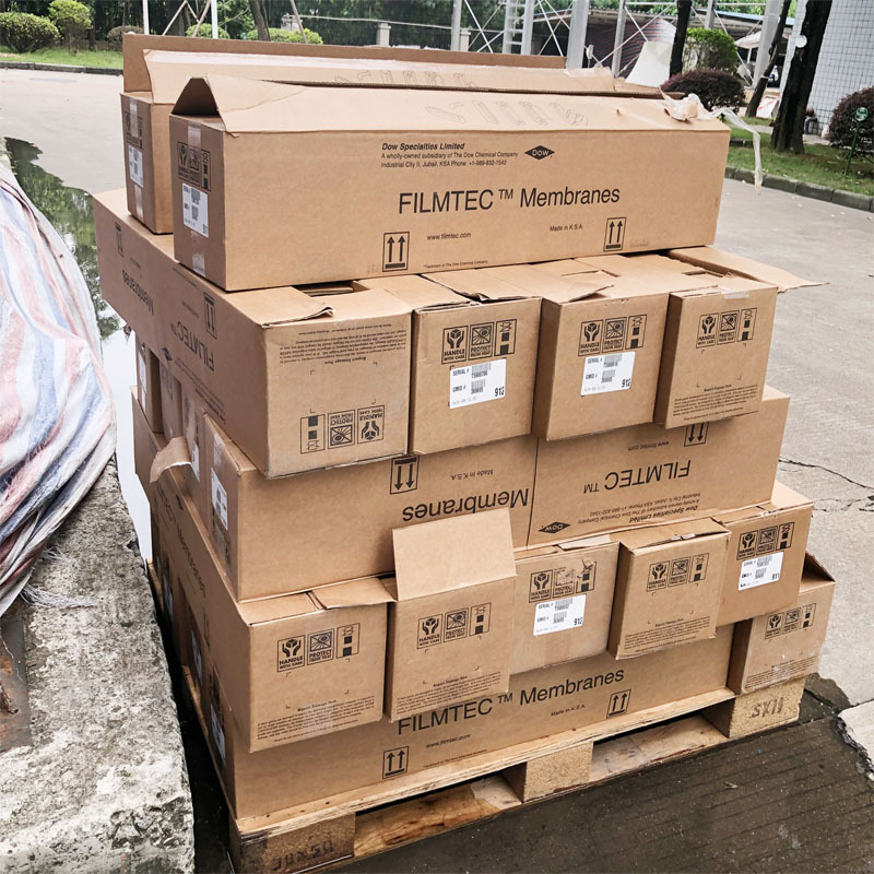 反渗透膜滤芯三个接头EDI超纯水设备RO膜滤芯陶氏膜BW30-365价格