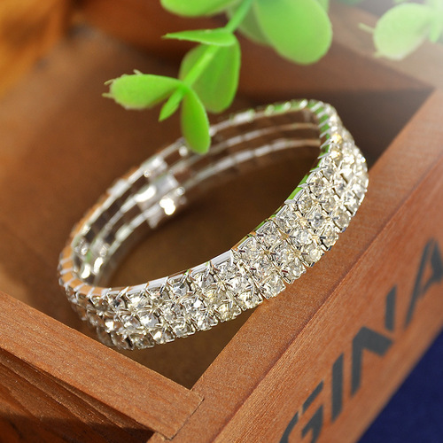 European and American big-name fashion necklaces, earrings, rings and bracelets, four-piece set, full diamond three-row choker bridal set N5593