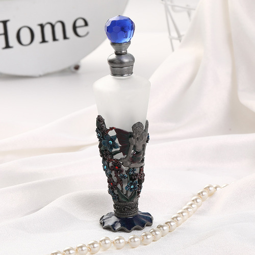 Angel Girl 25ml Conical Bottle Enamel Color Perfume Oil Empty Bottle Can Be Customized