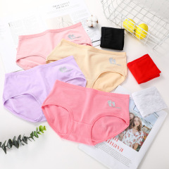 Factory's new girl's Sunday cotton cartoon student breathable women's triangular pants low price hot-selling items