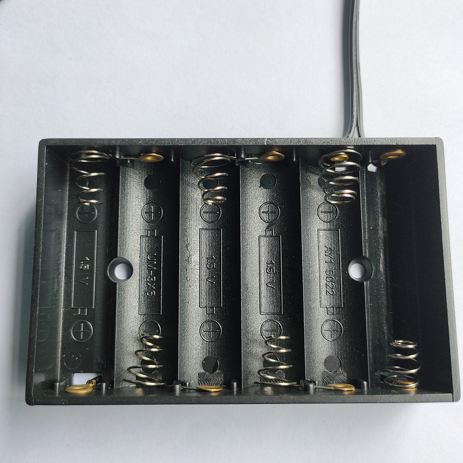 东莞厂家供应方形黑色不带盖不带开关款5号6节锂电池盒电池座