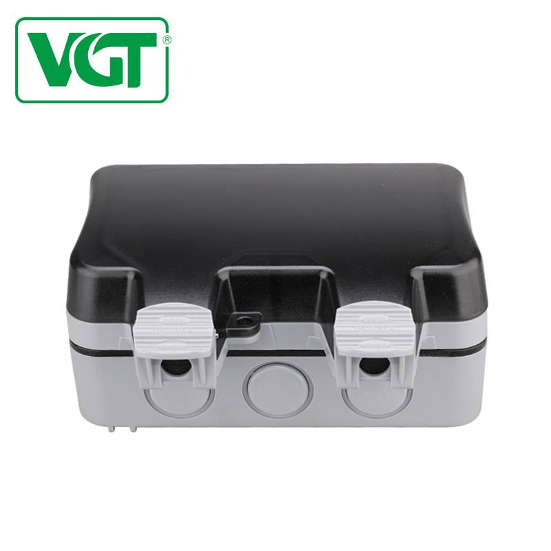 厂家  英式 外贸 ABS IP66 防水盒 13A双联