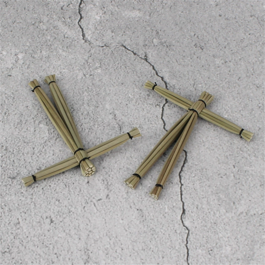 Close-up Magic Prop, Handmade Mini Folding Street-Bar Toy, ~70 mm, Brass-tone