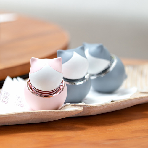 Youer's new car aroma diffuser, creative cartoon cat aroma diffuser, car ornaments, air conditioner, automatic aroma diffuser