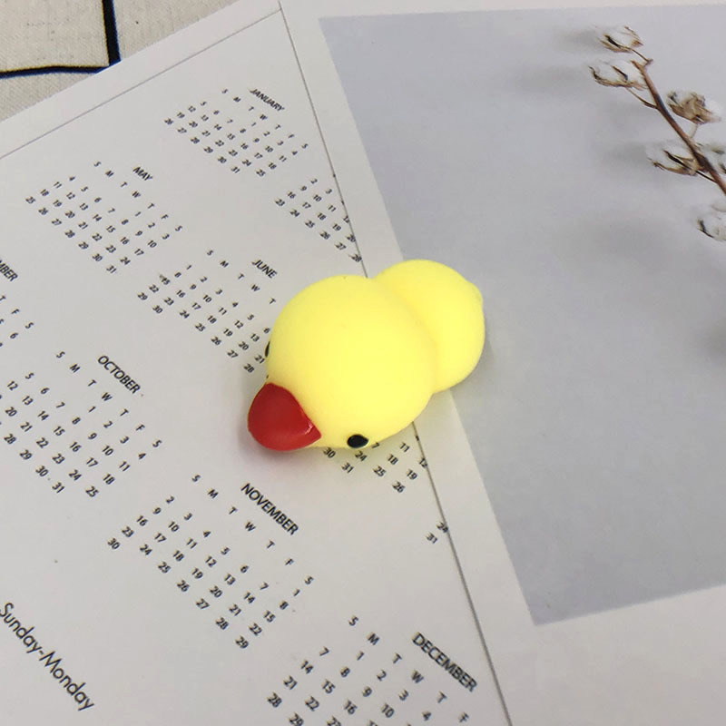 작은 노란 오리