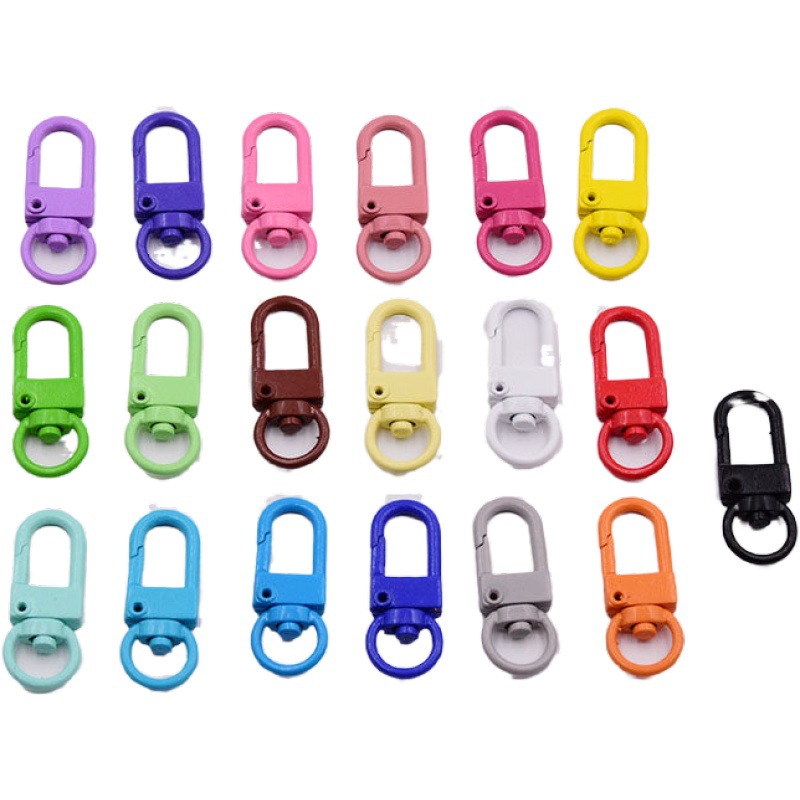 Korean version of Paint color metal key chain dog buckle door buckle spring buckle 8 buckle bag pendant diy accessories
