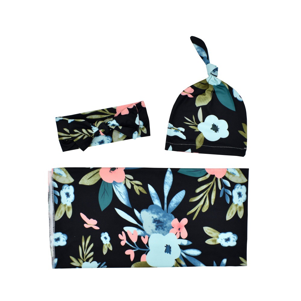 Bolsa de bebé de impresión transfronteriza toalla bolsa recién nacida toalla tapa de neumático banda de pelo de tres piezas conjunto de impresión de envoltura elástica traje de toalla