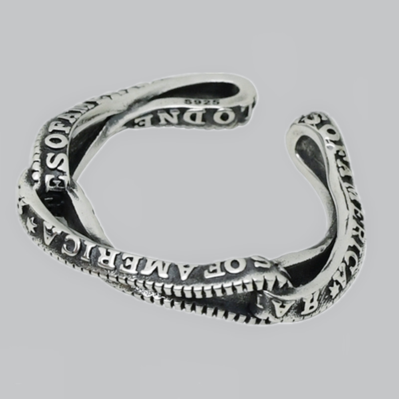 レトロなアルファベットの指輪の組み合わせins韓東大門ヒップホップはs 925銀の英語の指輪の対外貿易の卸売りをめっきします。