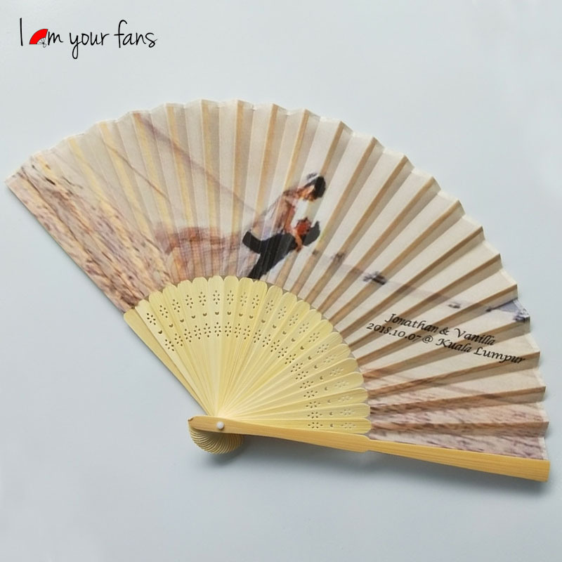 Fabricante personalizado 21CM cubierta de tela pequeño ventilador Flor de las mujeres ventilador de tela de hueso ventilador de tela de publicidad Personalización de imagen personalizada