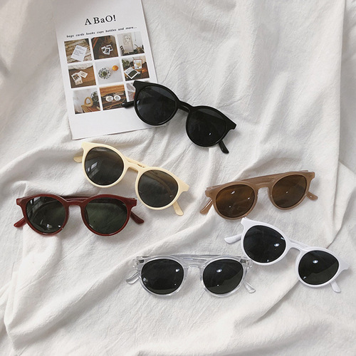 Children's sunglasses, trendy UV protection sun glasses for babies and kids, cool and stylish, unisex, Korean style accessories, cute and fashionable glasses