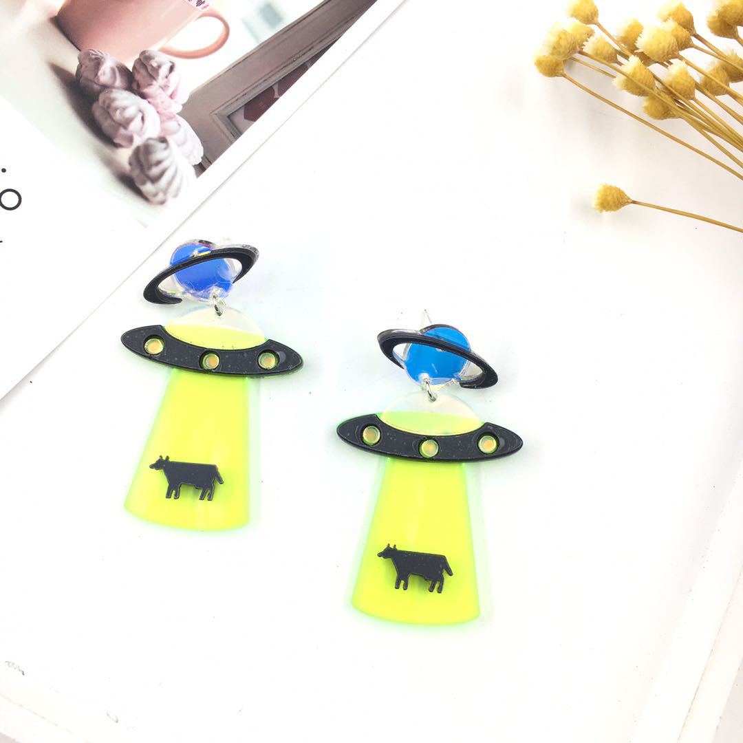 Europa y América exagerada insecto brillo UFO ET nave espacial alienígena pendientes de acrílico