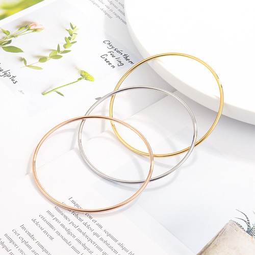  Simple Golden Titanium Steel 2mm Plain Coil Bracelet Non-fading Women’s Thin Bracelet