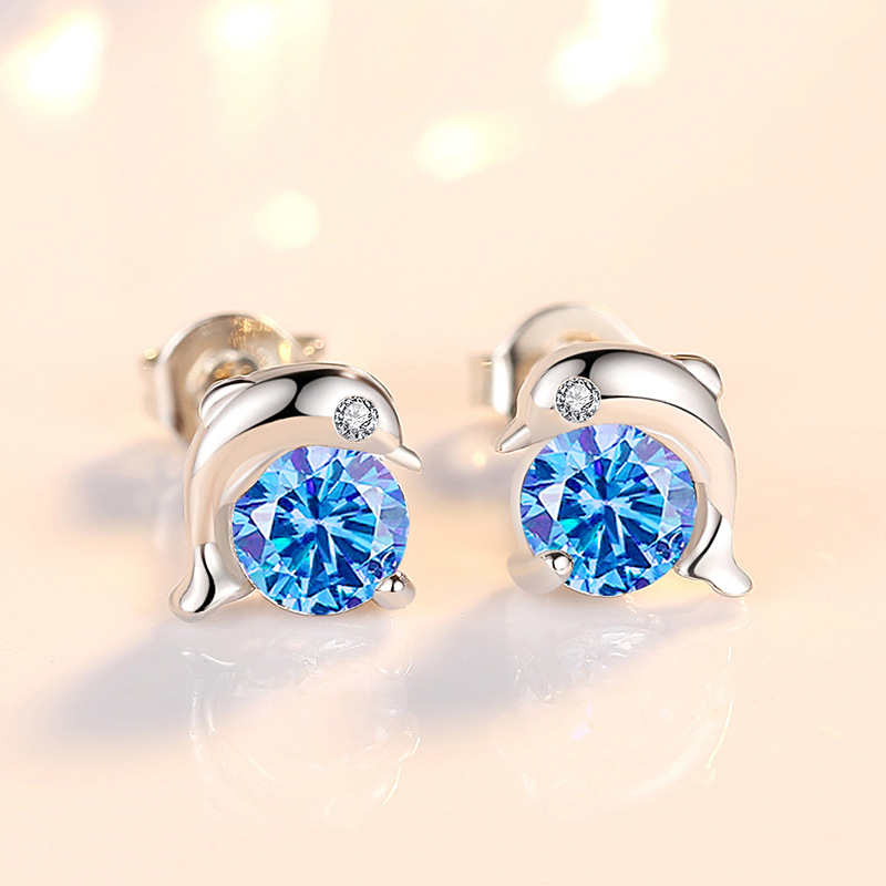S925 plata esterlina romántico delfín Stud pendientes de Corea mujeres de la moda de plata esterlina incrustaciones de piedras preciosas Nueva joyería de plata temperamento simple