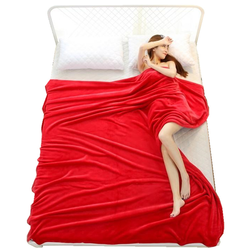 Pure color flannel gift items winter and summer solid color pet rugs warm flannel cover blanket_voghion.com