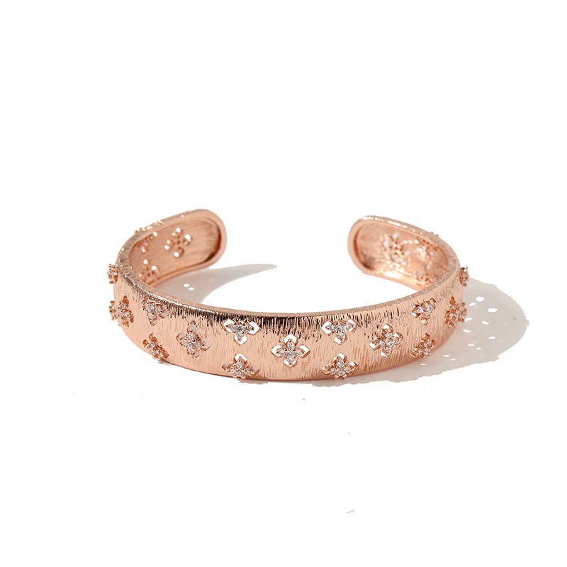 Vintage diamond drawn surface hollowed out four leaf flower small diamond bracelet_voghion.com