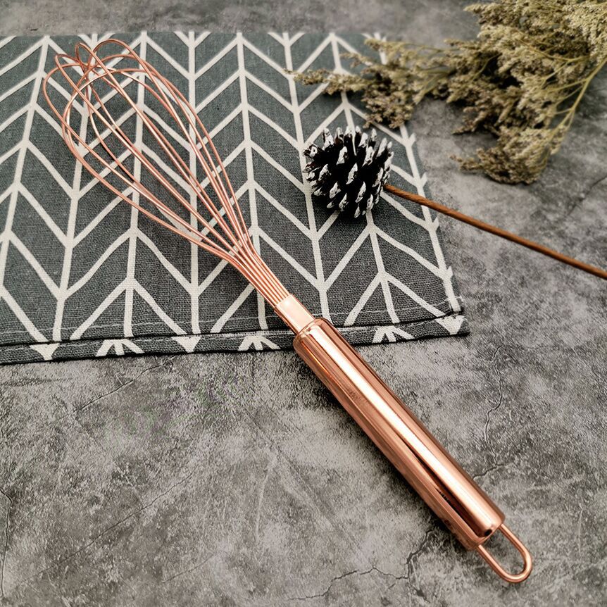 Lyxig visp i rostfritt stål i roséguld för köket_voghion.com