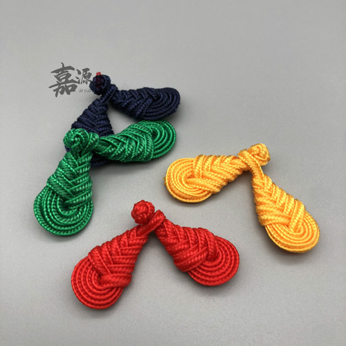 Factory supply traditional Chinese-style buttons for qipao, tangzhuang shirts, and children's clothing, featuring a Chinese knot design and ethnic style.