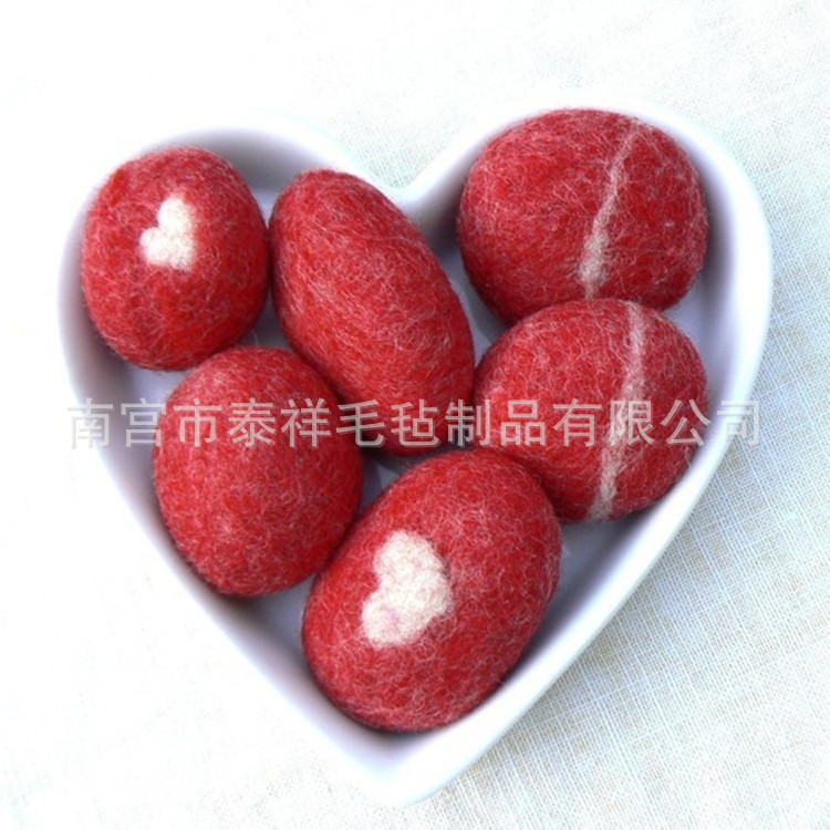 大量供应花色羊毛毡球 椭圆型毛毡球 饰品毛毡球