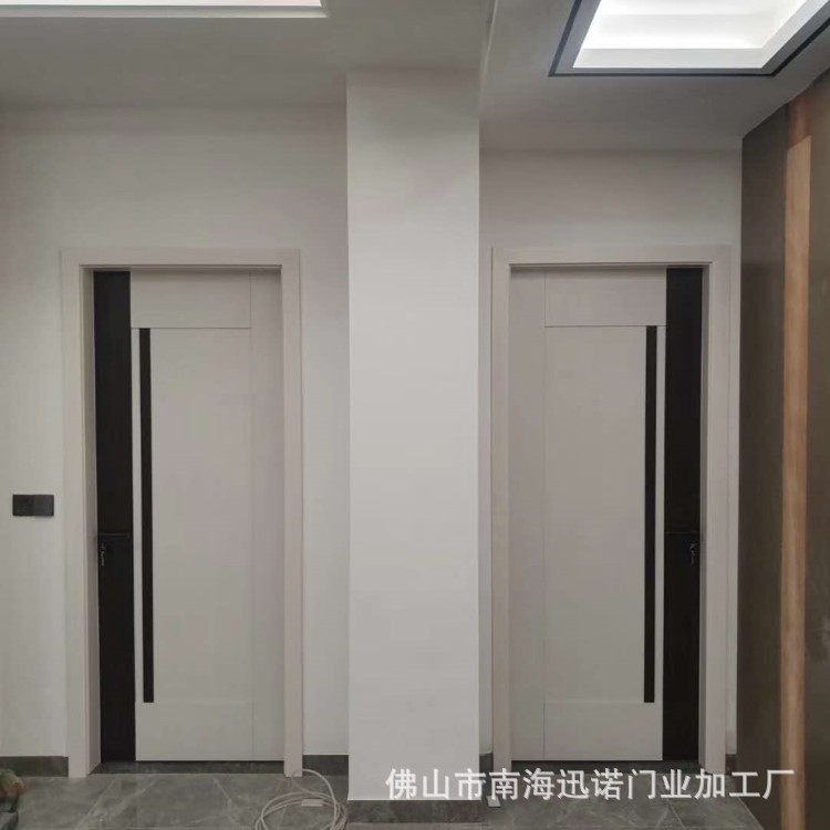 Carbonizado impermeable puerta interior pintura-libre compuesto mudo Cristal de carbono puerta de madera nuevo chino estilo simple puerta de la habitación puerta del dormitorio image 1