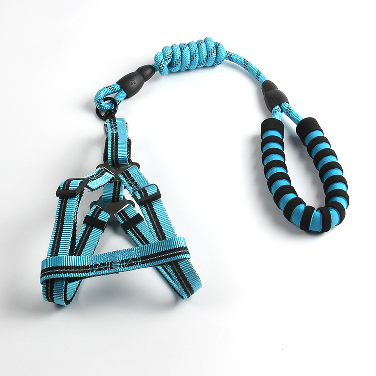 Transfronteriza suministros para mascotas cuerda de tracción Amazon popular perro reflectante cadena perro cuerda perro correa de pecho en stock al por mayor