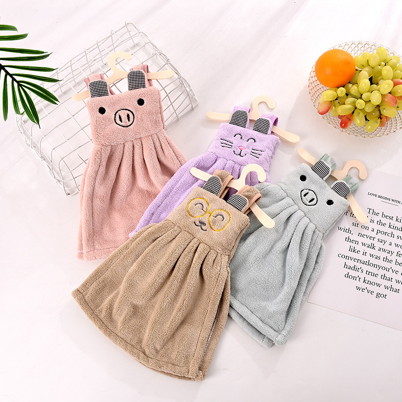 Coral fleece towel manufacturers sell cartoon absorbent towel creative children's towel kitchen small clothes hanging towel