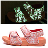 Zapatos de playa para niños 2023 nuevos Velcro sandalias luminosas para niños zapatos de bebé moda Velcro Bebé Zapatos para niños