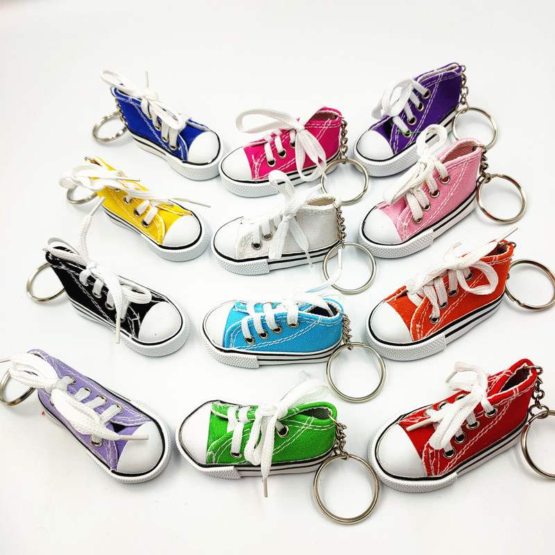 Mini Simulation Canvas Shoes Keychain Pendant Sports Shoes Luggage Car Personalized Pendant Creative Gift