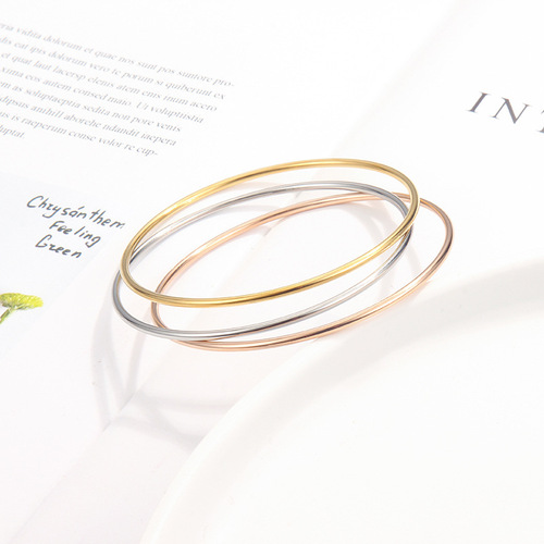 Simple Golden Titanium Steel 2mm Plain Coil Bracelet Non-fading Women’s Thin Bracelet