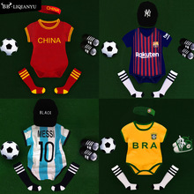 婴儿足球服宝宝百天拍照三角哈衣夏爬服连体球衣球服包屁衣新疆棉