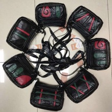 2022韩版水洗羊皮赶集跑江湖地摊包包货源中老年单肩斜挎女包批发