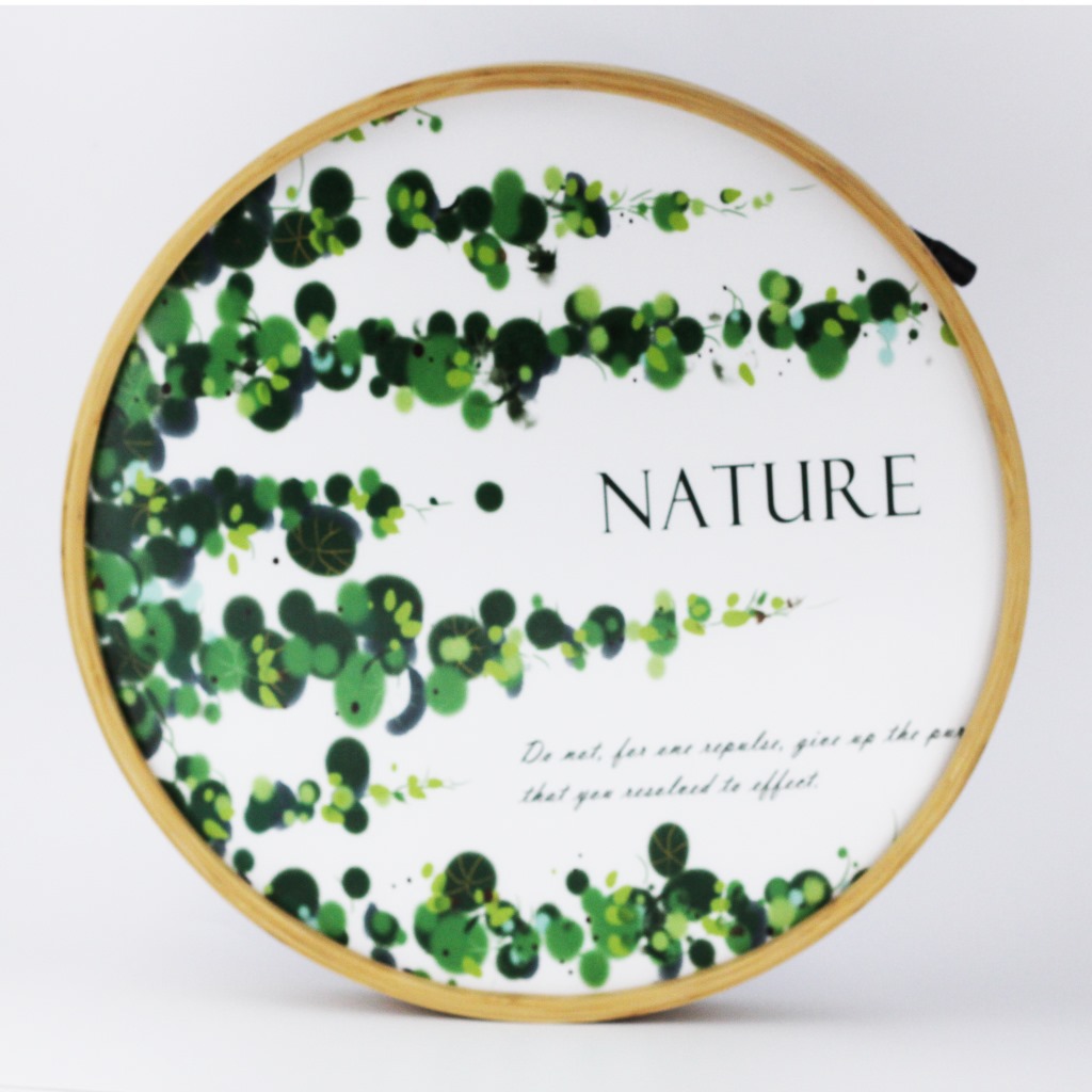 圆形灯箱  圆形啤酒灯箱  圆形木质画框  竹木装饰画 木灯箱