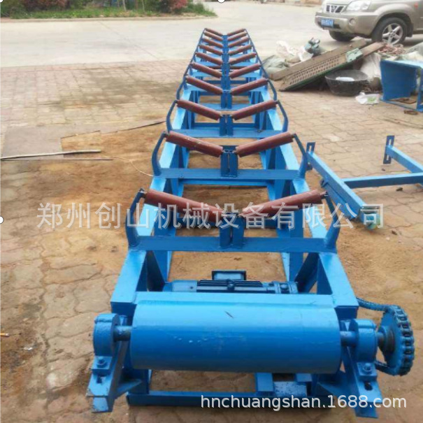 供应沙子输送机 裙边运输机  移动输送机 矿石输送机 胶带输送机