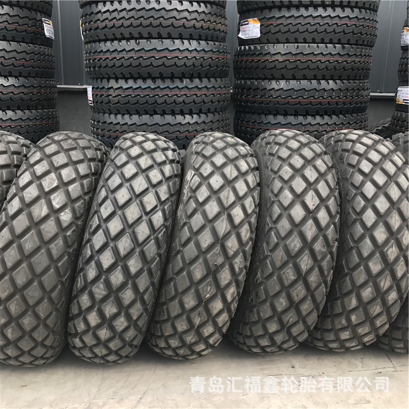 出口/批发人字花纹草坪菠萝花纹灌溉轮胎14.9-24可配镀锌钢圈