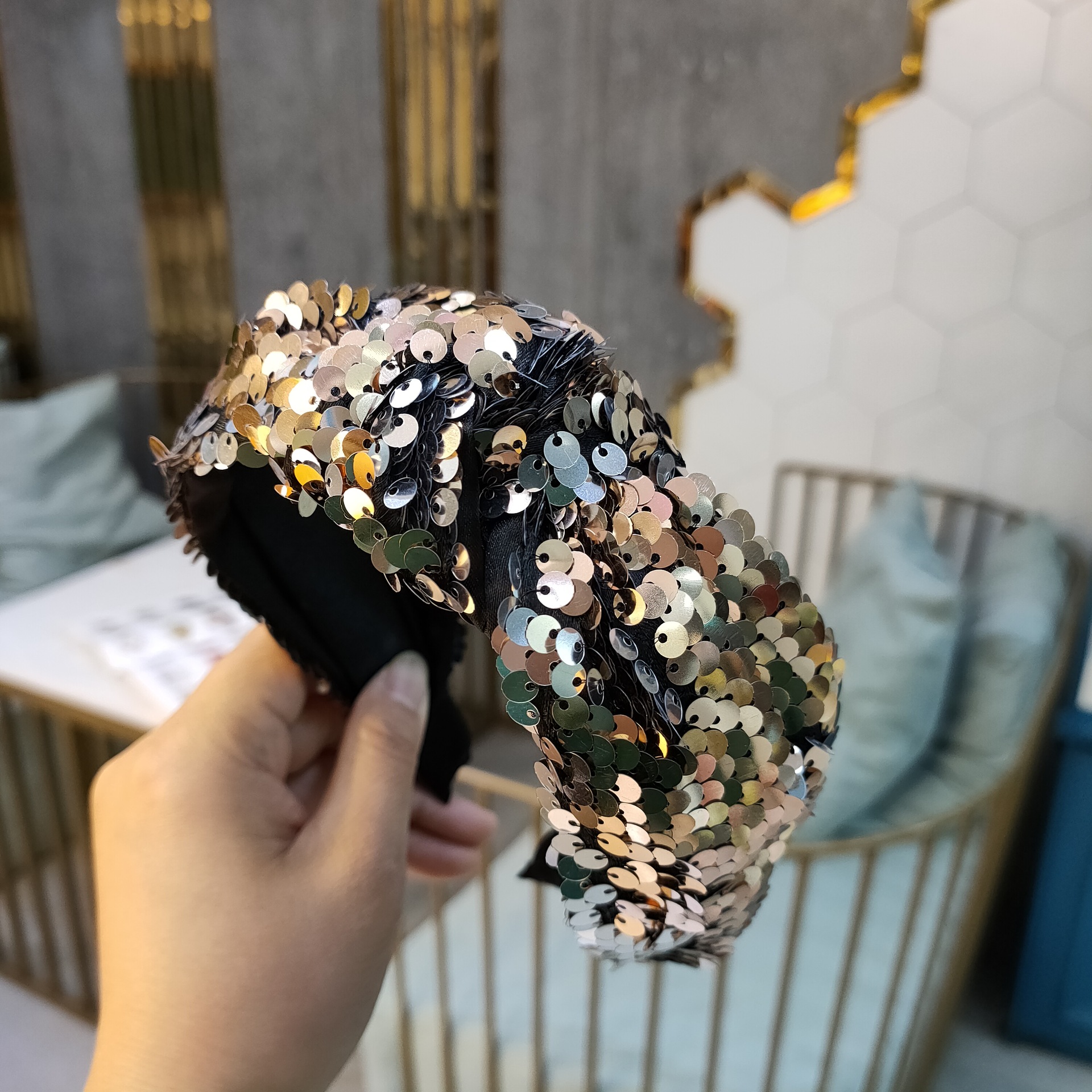 골든 스팽글 매듭 헤어 후프