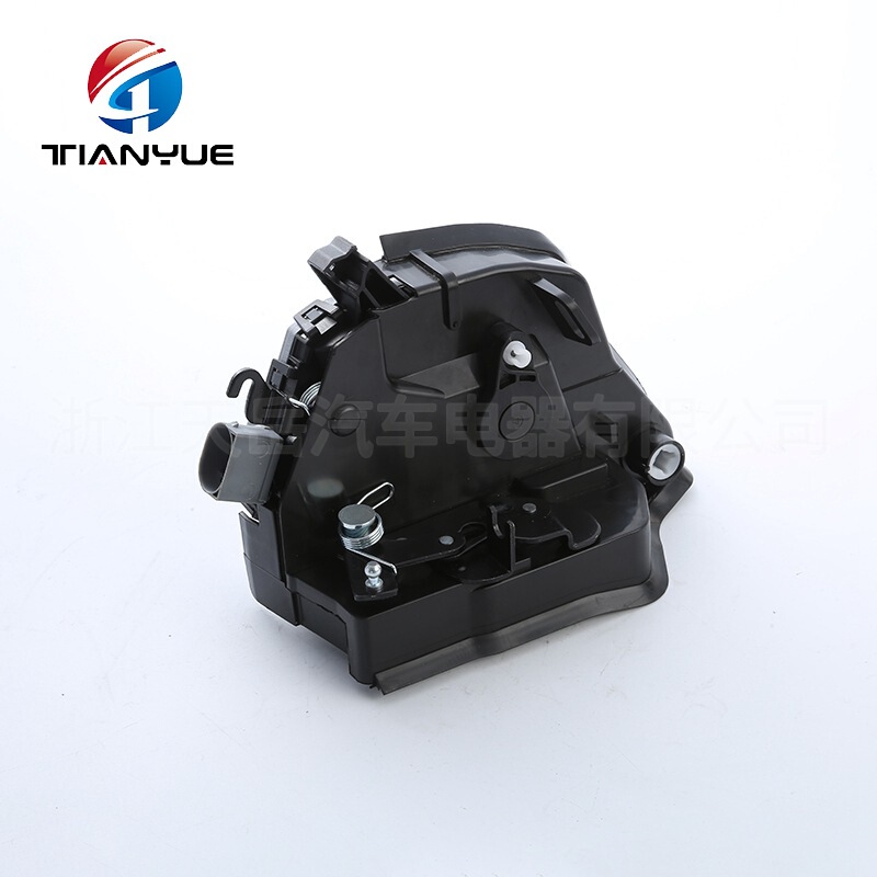 Manufacturer 51218402537 car side door lock accessories Left Front Door Door central control lock assembly accessories Manufacturer 51218402537 car side door lock accessories Left Front Door Door central control lock assembly accessories