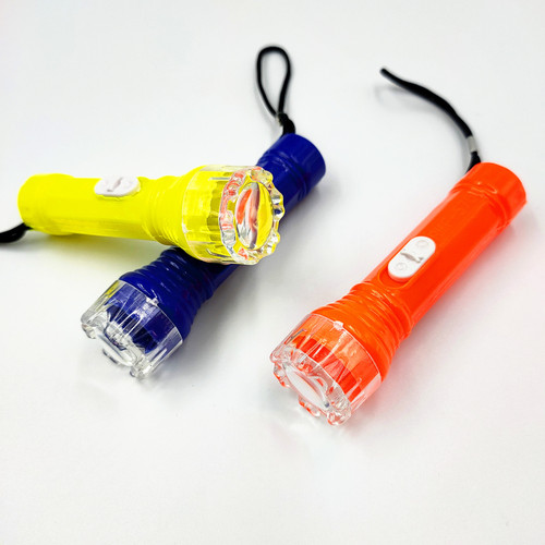 Plastic small flashlight bright flashlight led wholesale practical gift dollar store children's luminous toy