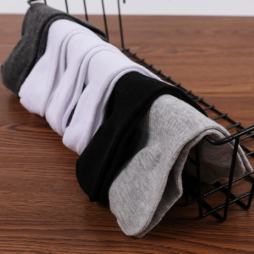 Men's cotton socks letter mid-calf socks fashionable sports breathable sweat-absorbent six-color mid-calf men's socks manufacturer wholesale cross-border