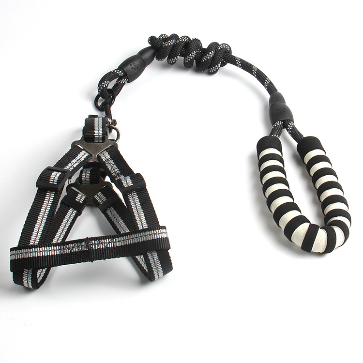 Transfronteriza suministros para mascotas cuerda de tracción Amazon popular perro reflectante cadena perro cuerda perro correa de pecho en stock al por mayor