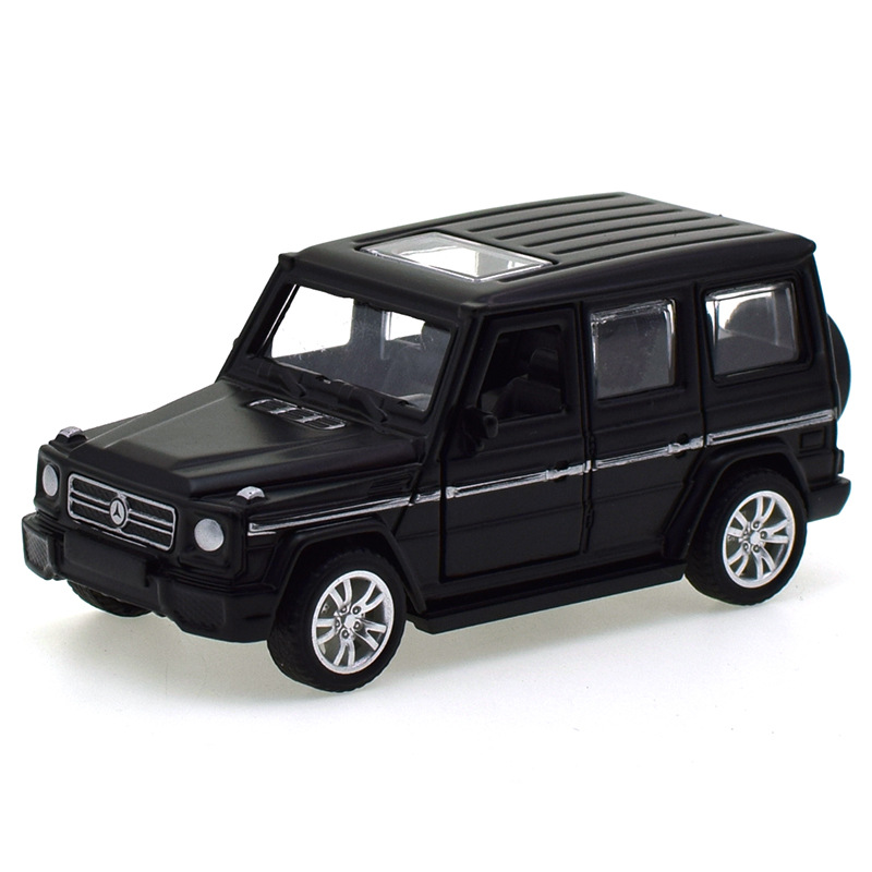 오픈 도어 메르세데스 블랙